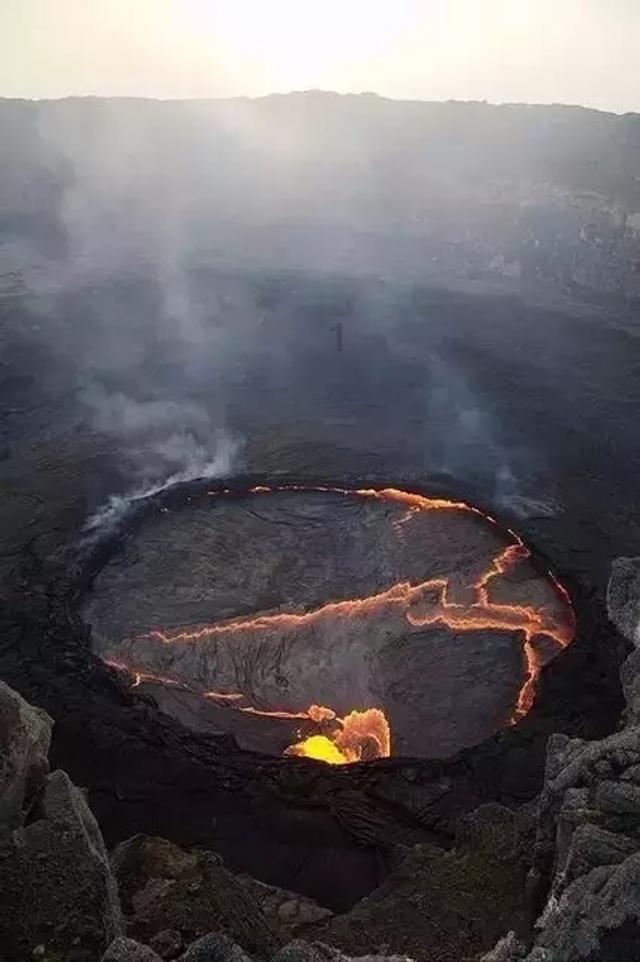 逃离地下古寺庙