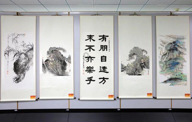 我发现了婚前必聊的问题游戏画面